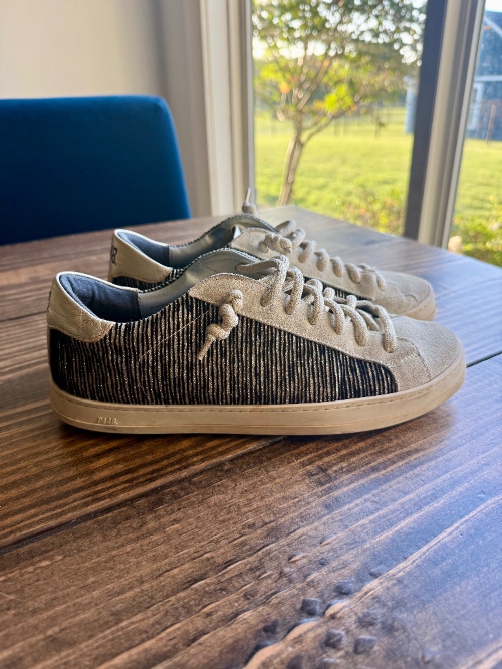 P448 Size 40 Women’s Sneakers